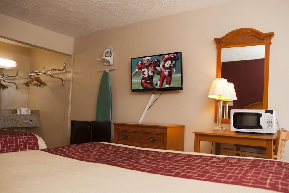Red Roof Inn & Suites Jackson, Tn Exteriér fotografie